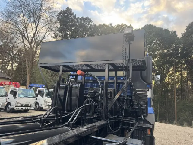 三菱 スーパーグレート QPG-FV60VY(6x4)の写真15