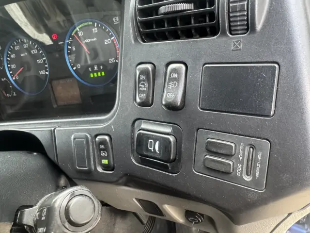 三菱 スーパーグレート QPG-FV60VY(6x4)の写真31