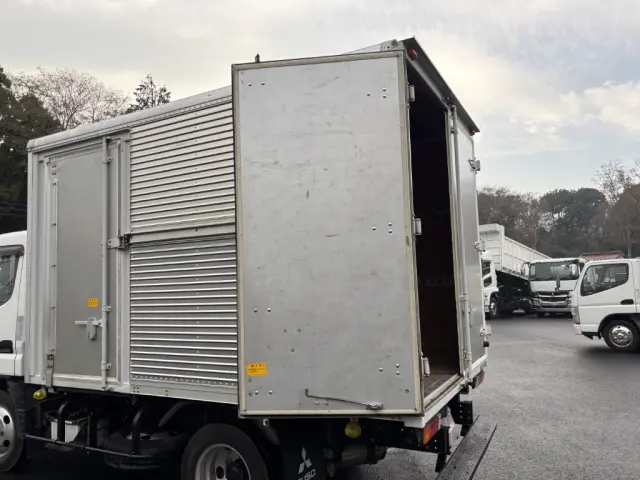 三菱 キャンター TKG-FEA50(2WD)の写真16