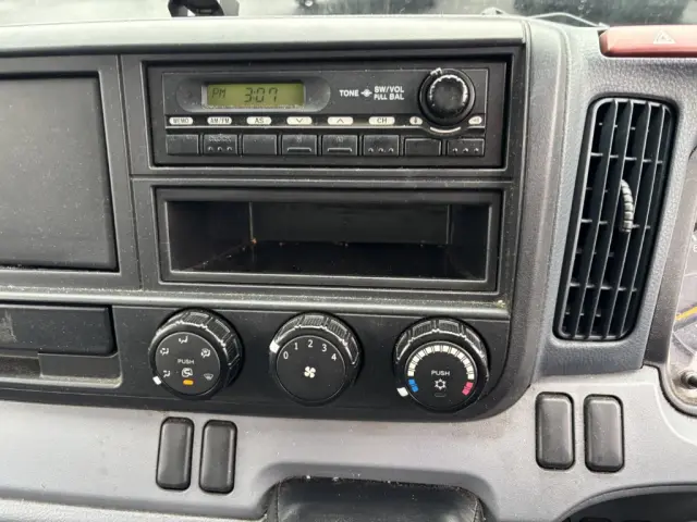 三菱 キャンター TKG-FEA50(2WD)の写真28