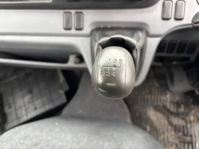 三菱 キャンター TKG-FEA50(2WD)の写真29