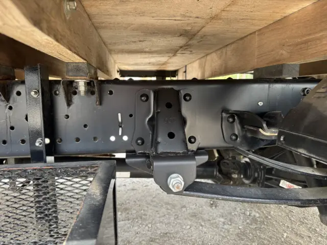 いすゞ エルフ TRG-NLR85AR(2WD)の写真15