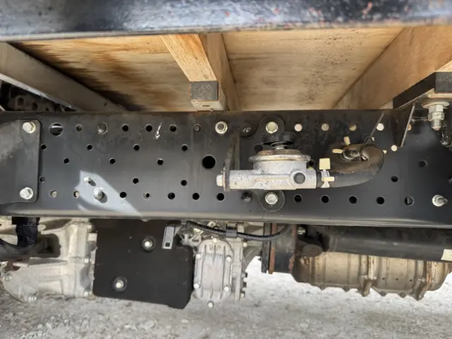 いすゞ エルフ TRG-NLR85AR(2WD)の写真17