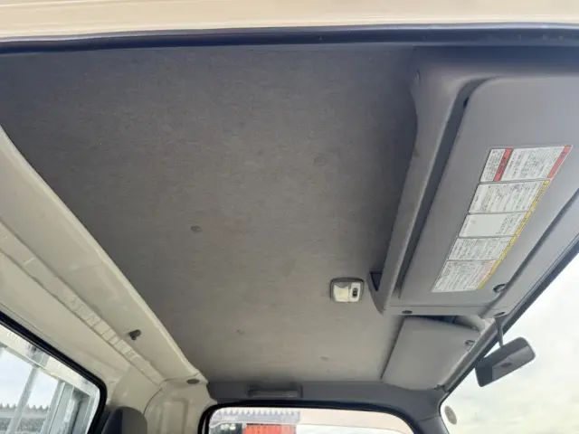 いすゞ エルフ TRG-NLR85AR(2WD)の写真30