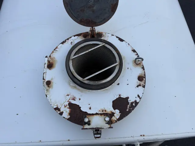 いすゞ エルフ SKG-NPR85YN(2WD)の写真9