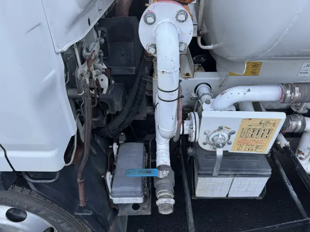 いすゞ エルフ SKG-NPR85YN(2WD)の写真10