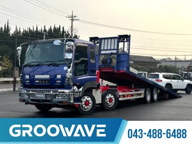 いすゞ ギガ PDG-CYH52W8(8x4)の写真1