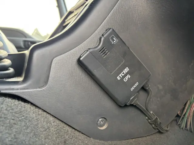 いすゞ ギガ PDG-CYH52W8(8x4)の写真37