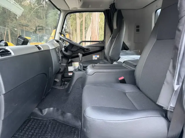 三菱 ファイター 2KG-FK62FZ(未入力/関係無)の写真37