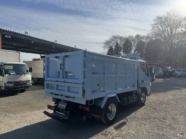 三菱 キャンター SKG-FBA60(2WD)の写真3