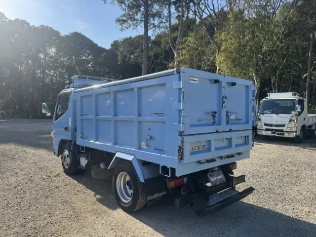 三菱 キャンター SKG-FBA60(2WD)の写真4