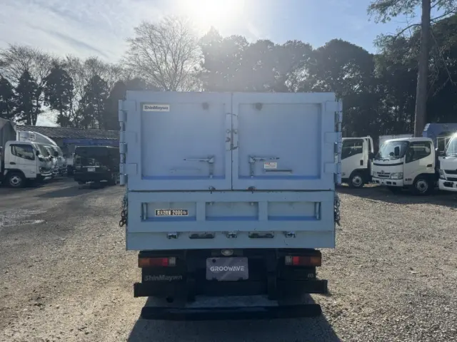 三菱 キャンター SKG-FBA60(2WD)の写真8