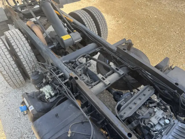 三菱 キャンター SKG-FBA60(2WD)の写真21