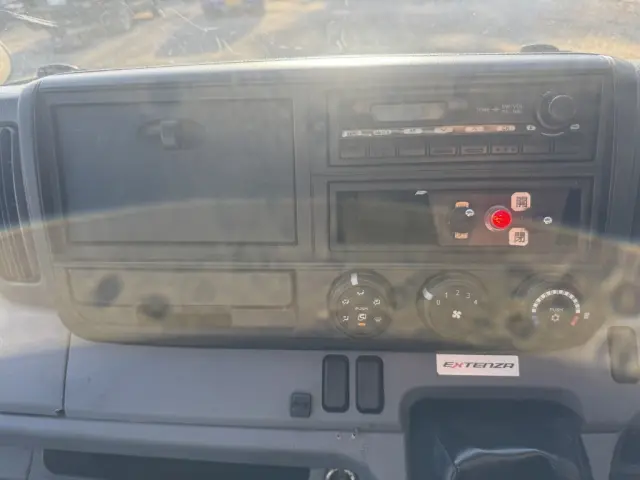 三菱 キャンター SKG-FBA60(2WD)の写真33