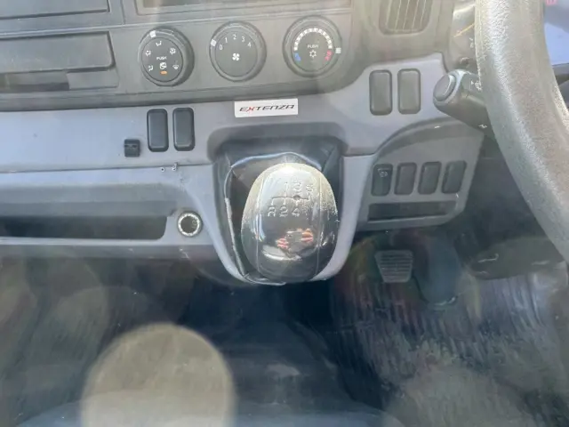 三菱 キャンター SKG-FBA60(2WD)の写真35