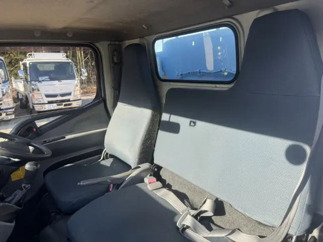 三菱 キャンター SKG-FBA60(2WD)の写真38