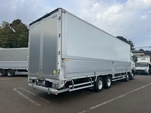 三菱 スーパーグレート QPG-FS64VZ(8x4)の写真3