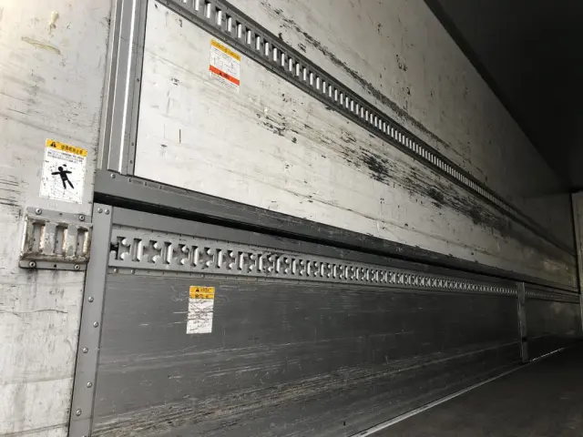 三菱 スーパーグレート QPG-FS64VZ(8x4)の写真12