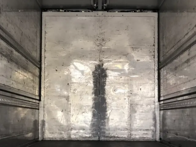 三菱 スーパーグレート QPG-FS64VZ(8x4)の写真16