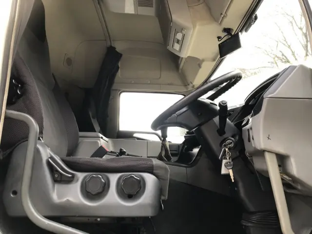 三菱 スーパーグレート QPG-FS64VZ(8x4)の写真31