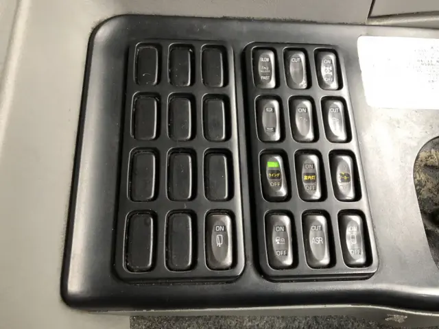 三菱 スーパーグレート QPG-FS64VZ(8x4)の写真37