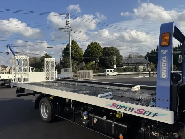 いすゞ エルフ 2RG-NPR88AN(2WD)の写真6