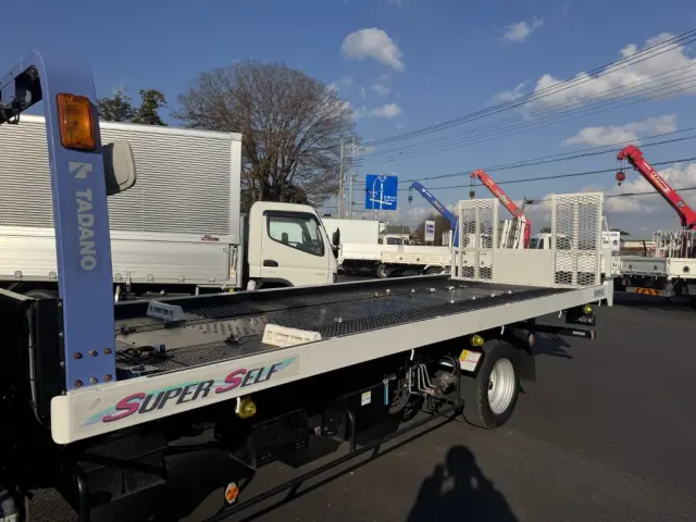 いすゞ エルフ 2RG-NPR88AN(2WD)の写真6