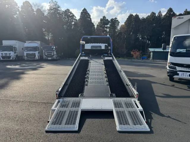 いすゞ エルフ 2RG-NPR88AN(2WD)の写真8