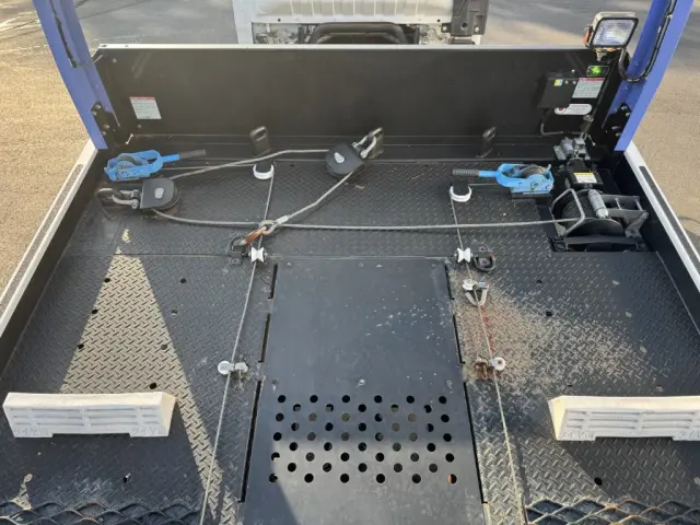 いすゞ エルフ 2RG-NPR88AN(2WD)の写真12