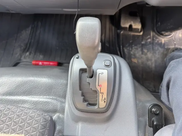 いすゞ エルフ 2RG-NPR88AN(2WD)の写真33