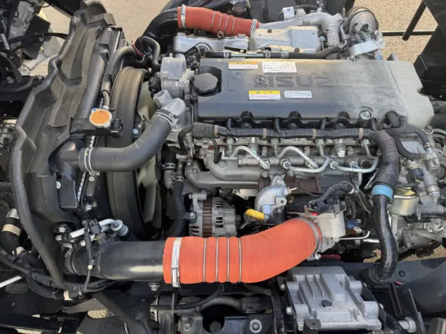 いすゞ エルフ 2RG-NPR88AN(2WD)の写真38