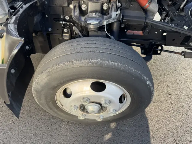 いすゞ エルフ 2RG-NPR88AN(2WD)の写真41