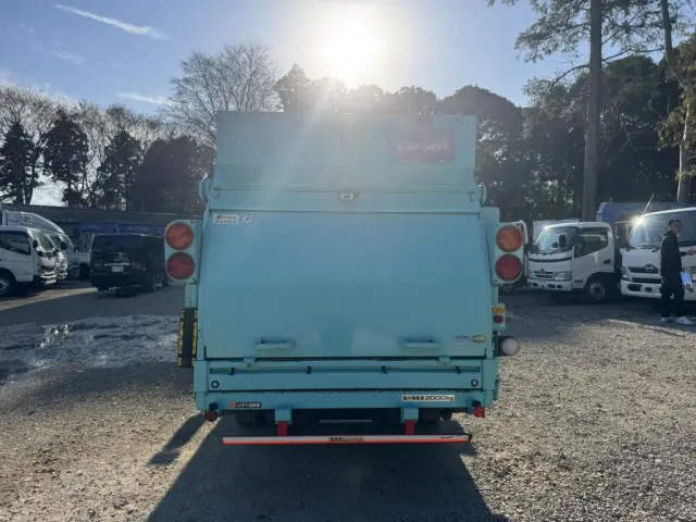 いすゞ エルフ TPG-NMR85AN(2WD)の写真7