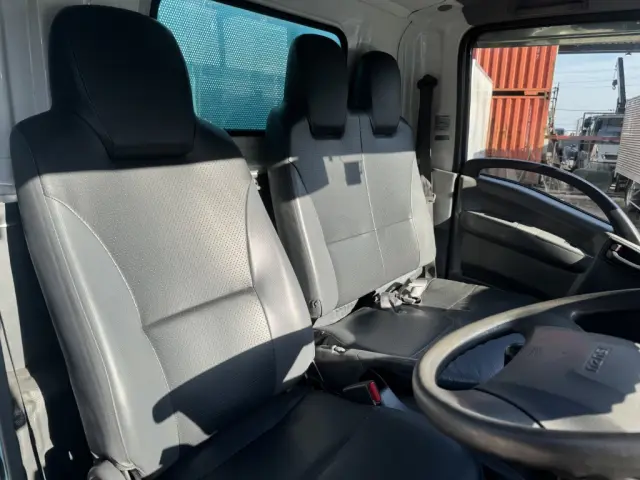 いすゞ エルフ TPG-NMR85AN(2WD)の写真27