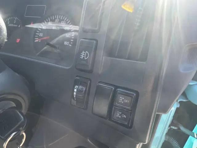 いすゞ エルフ TPG-NMR85AN(2WD)の写真30