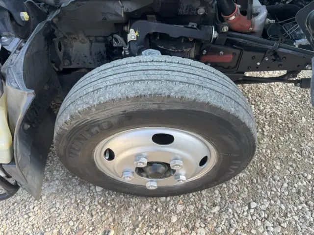 いすゞ エルフ TPG-NMR85AN(2WD)の写真42