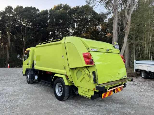 三菱 キャンター TKG-FEB90(2WD)の写真4