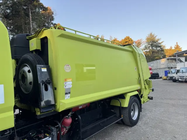 三菱 キャンター TKG-FEB90(2WD)の写真7