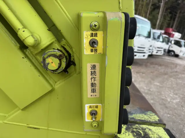 三菱 キャンター TKG-FEB90(2WD)の写真9