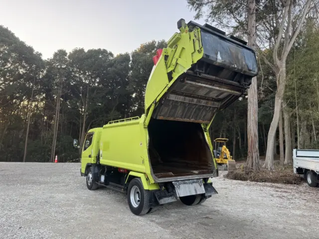 三菱 キャンター TKG-FEB90(2WD)の写真16