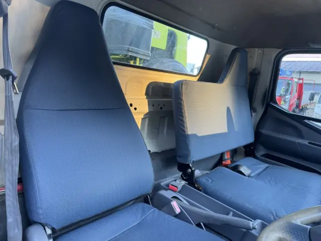 三菱 キャンター TKG-FEB90(2WD)の写真30