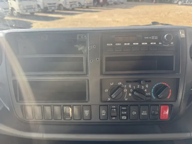 日野 デュトロ TKG-XZU710M(2WD)の写真31