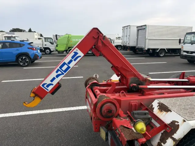 いすゞ エルフ TPG-NKR85AN(2WD)の写真12