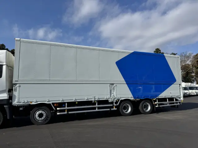 ＵＤ クオン 2PG-CG5CA(8x4)の写真7