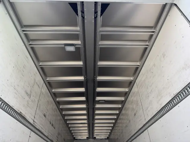 ＵＤ クオン 2PG-CG5CA(8x4)の写真13