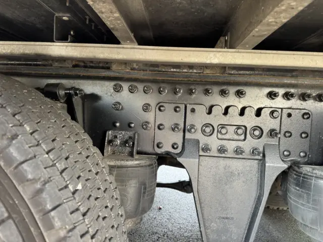 ＵＤ クオン 2PG-CG5CA(8x4)の写真20