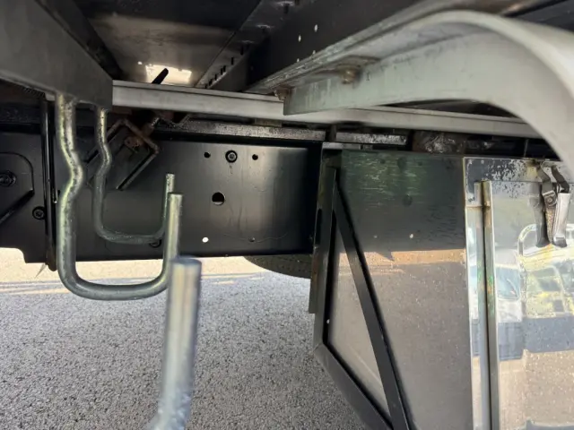 ＵＤ クオン 2PG-CG5CA(8x4)の写真21