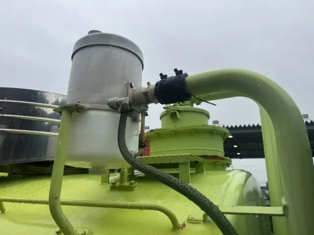 三菱 キャンター PDG-FE83DY(2WD)の写真13