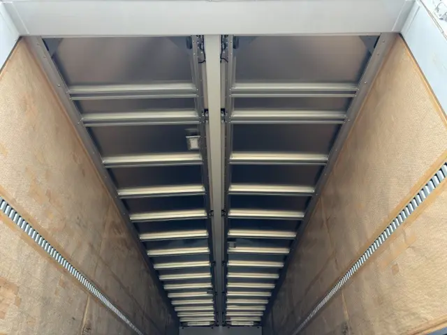 UD クオン 2PG-CD5CA(6x2)の写真13