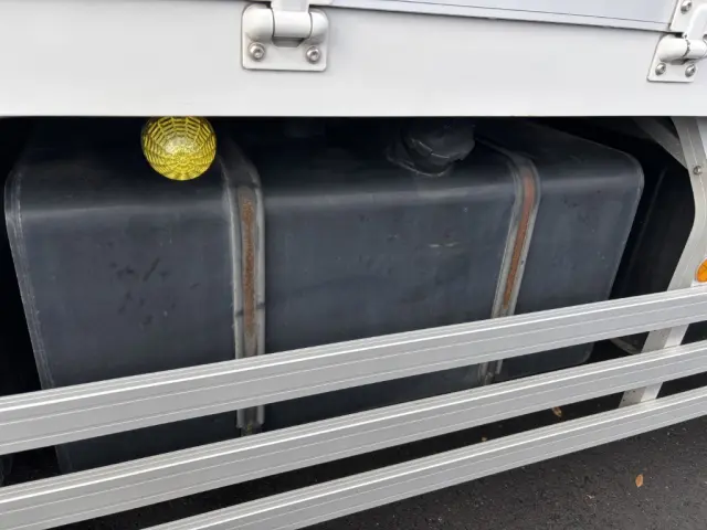 UD クオン 2PG-CD5CA(6x2)の写真27